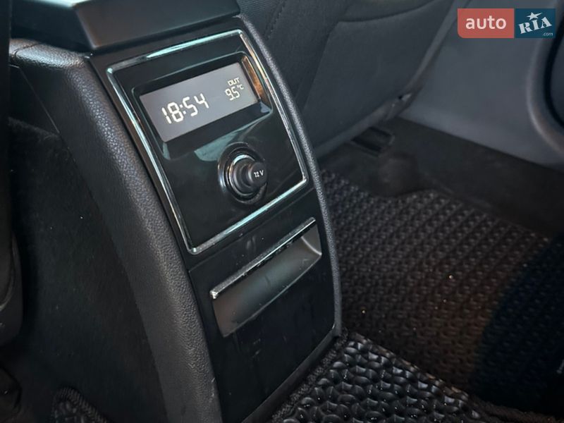 Лифтбек Skoda Superb 2012 в Богородчанах