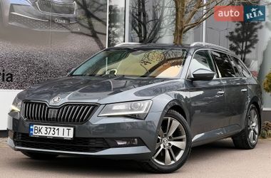 Универсал Skoda Superb 2018 в Ровно