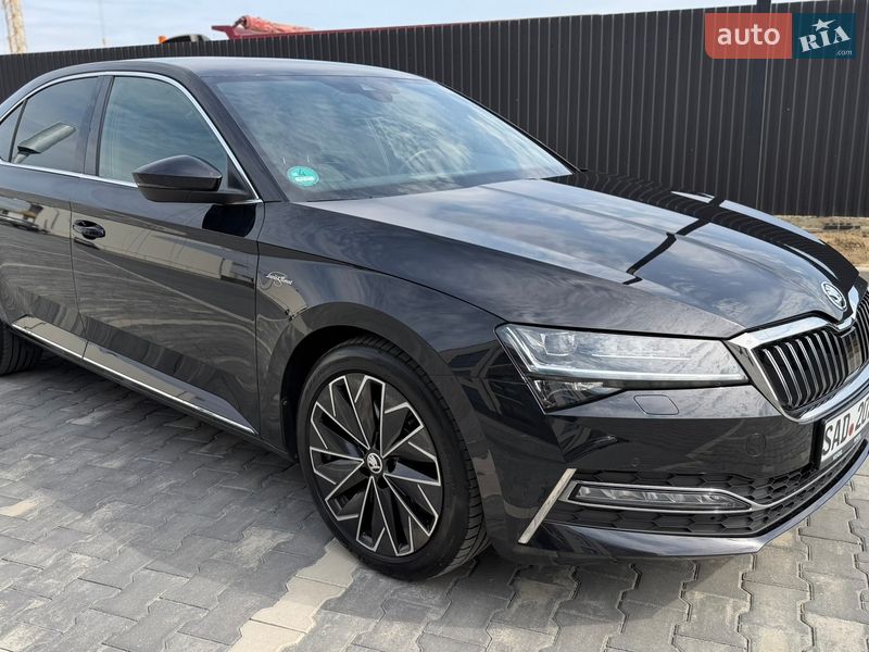 Ліфтбек Skoda Superb 2022 в Ужгороді