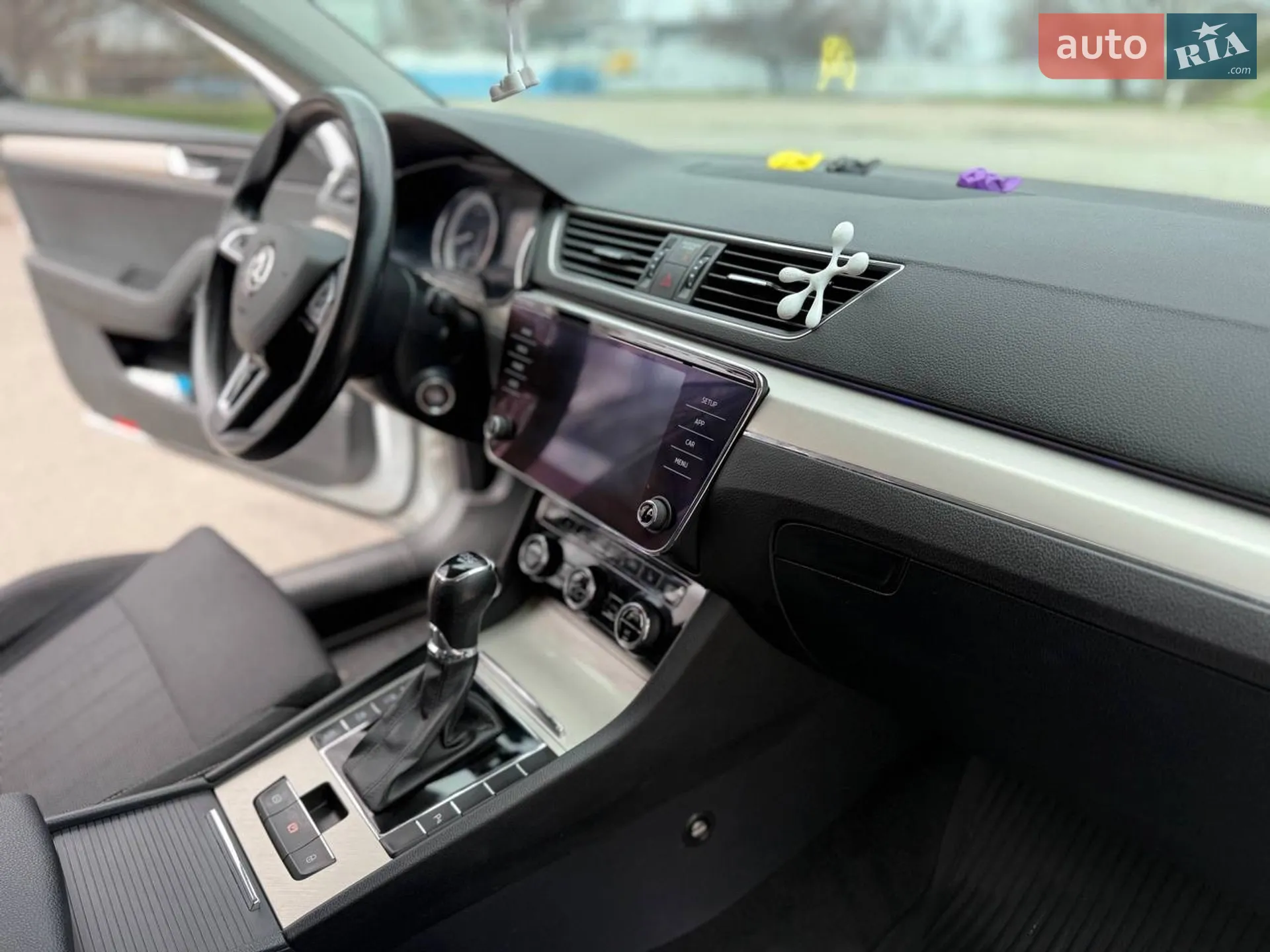 2020 Skoda Superb - мініатюра 10