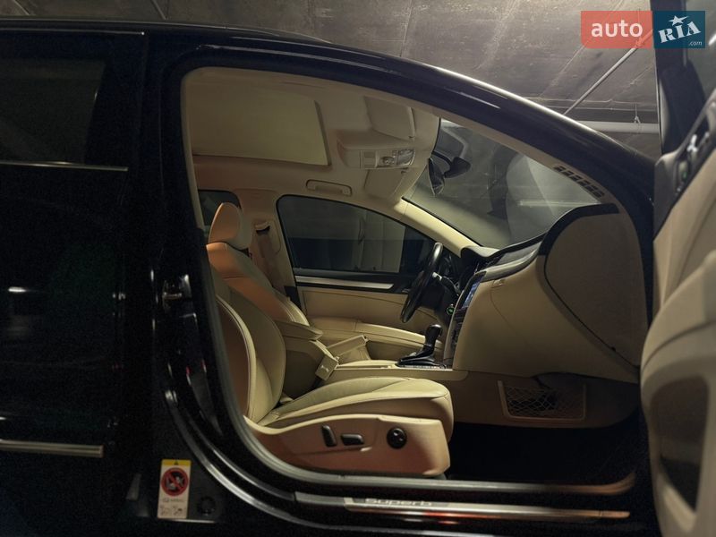 Універсал Skoda Superb 2014 в Києві фото 80 Універсал Skoda Superb 2014 в Києві