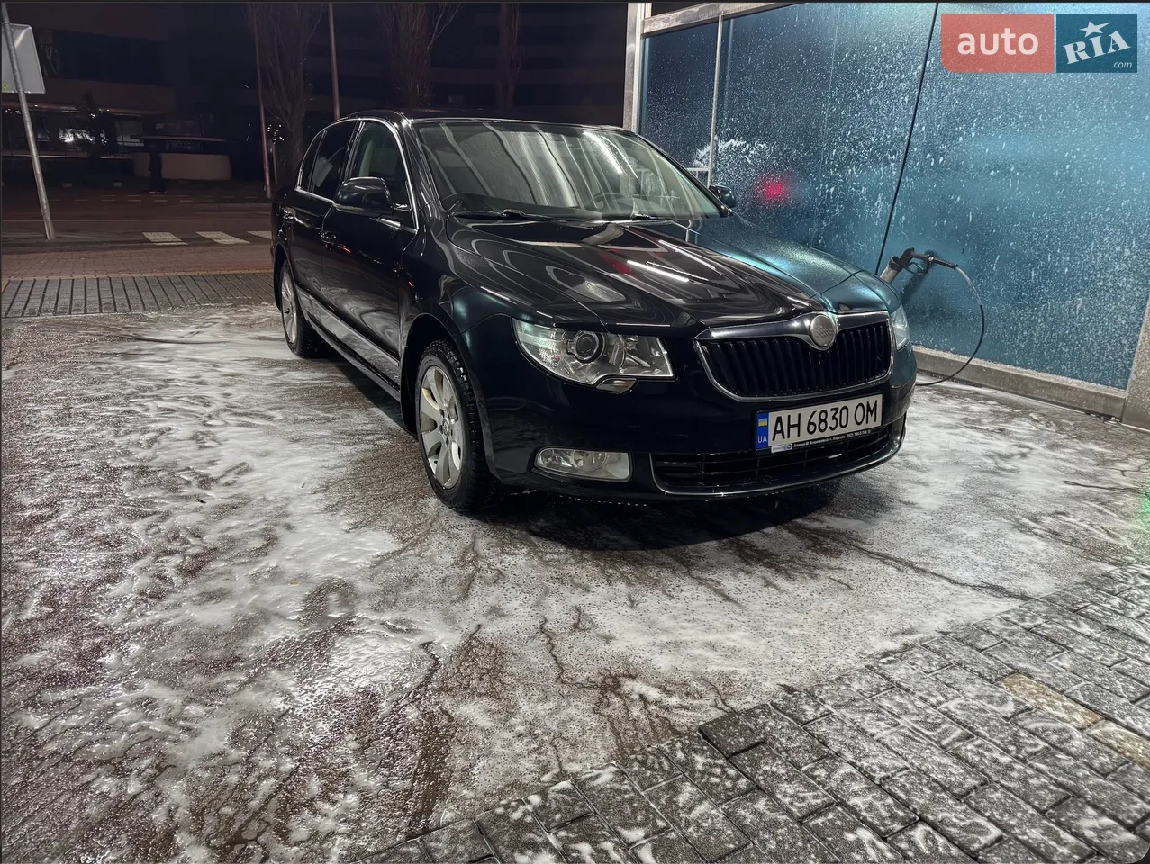 2010 Skoda Superb - мініатюра 18