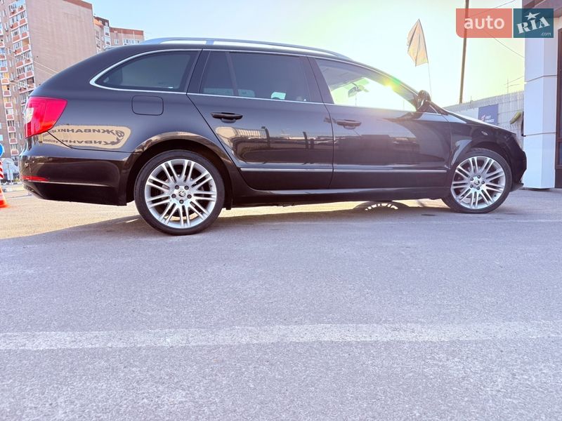 Универсал Skoda Superb 2013 в Киеве
