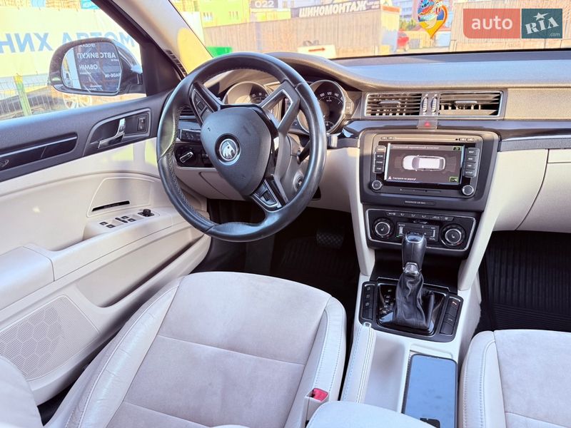 Универсал Skoda Superb 2013 в Киеве