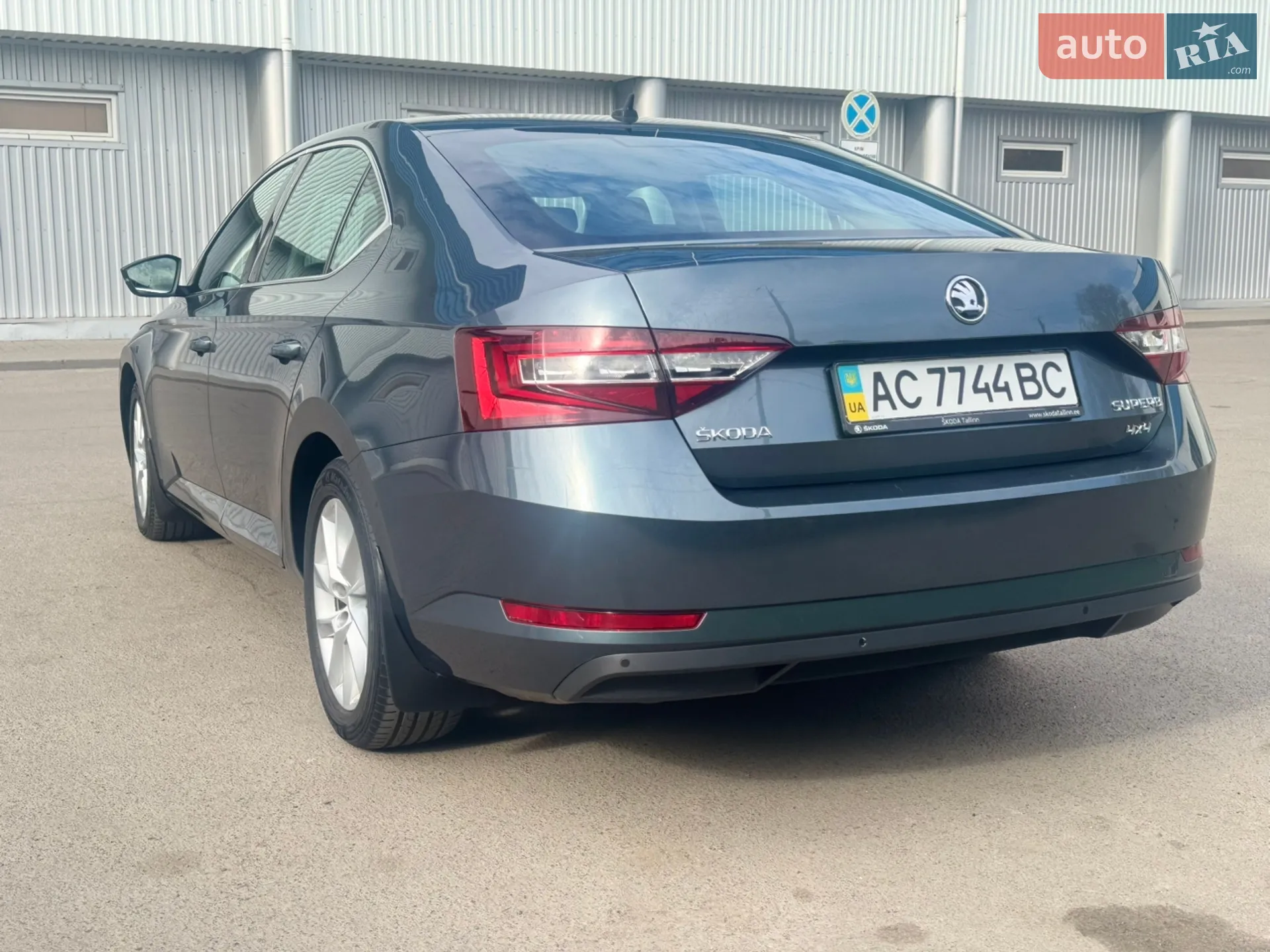 2017 Skoda Superb - мініатюра 13
