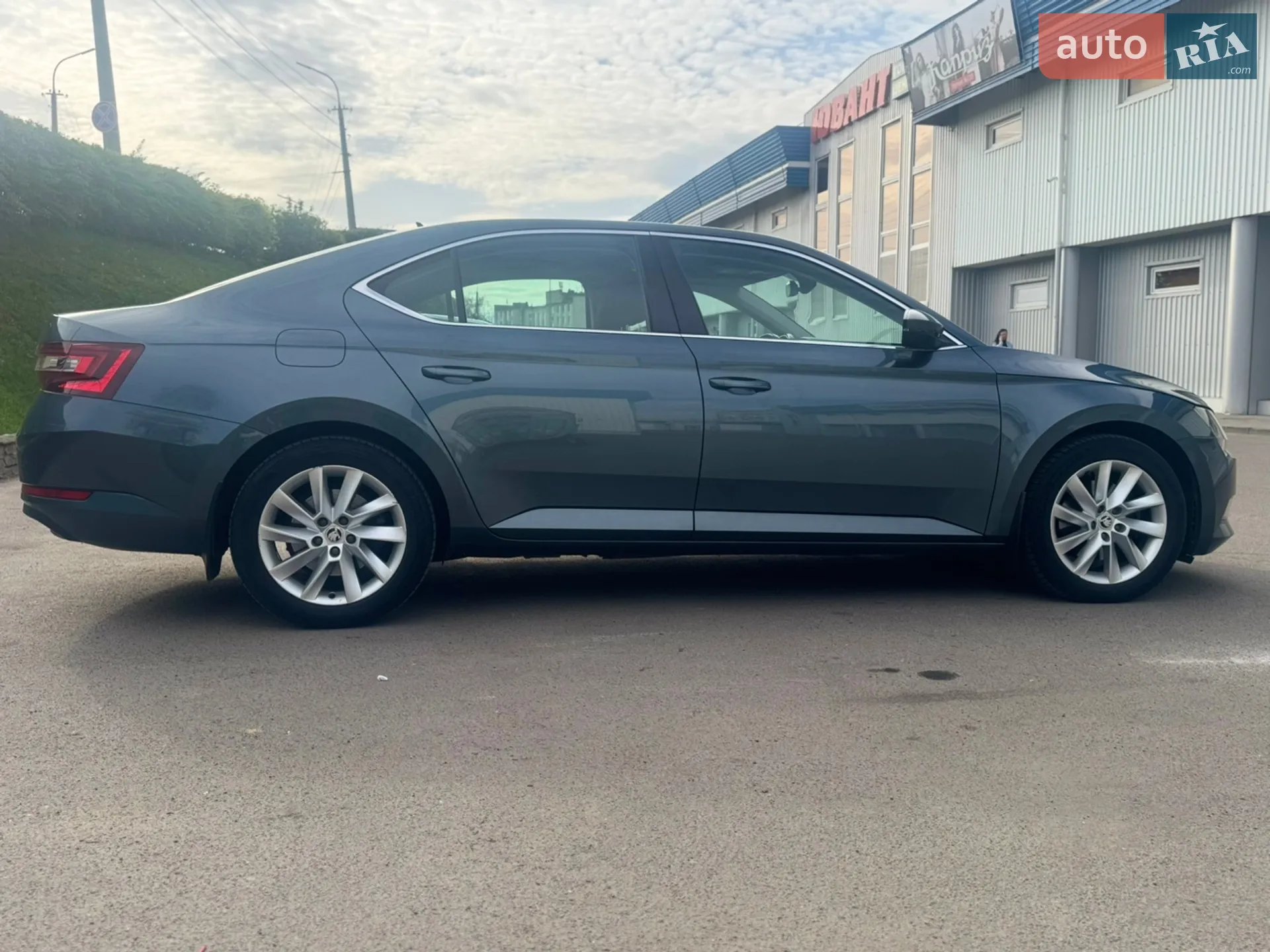 2017 Skoda Superb - мініатюра 40
