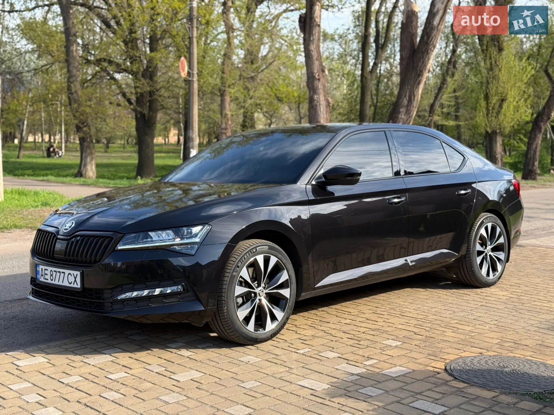 2019 Skoda Superb - мініатюра 8