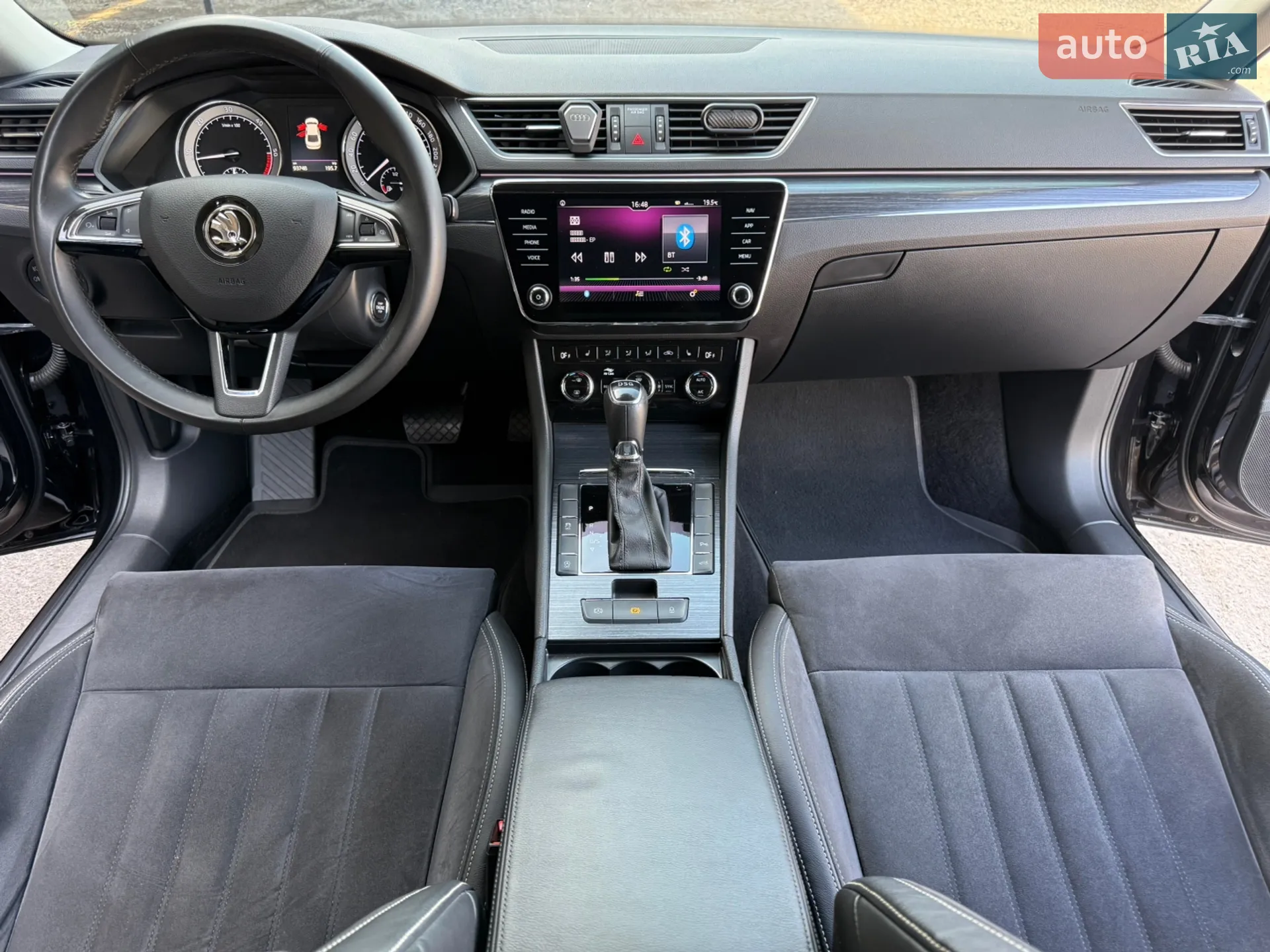 2019 Skoda Superb - мініатюра 17