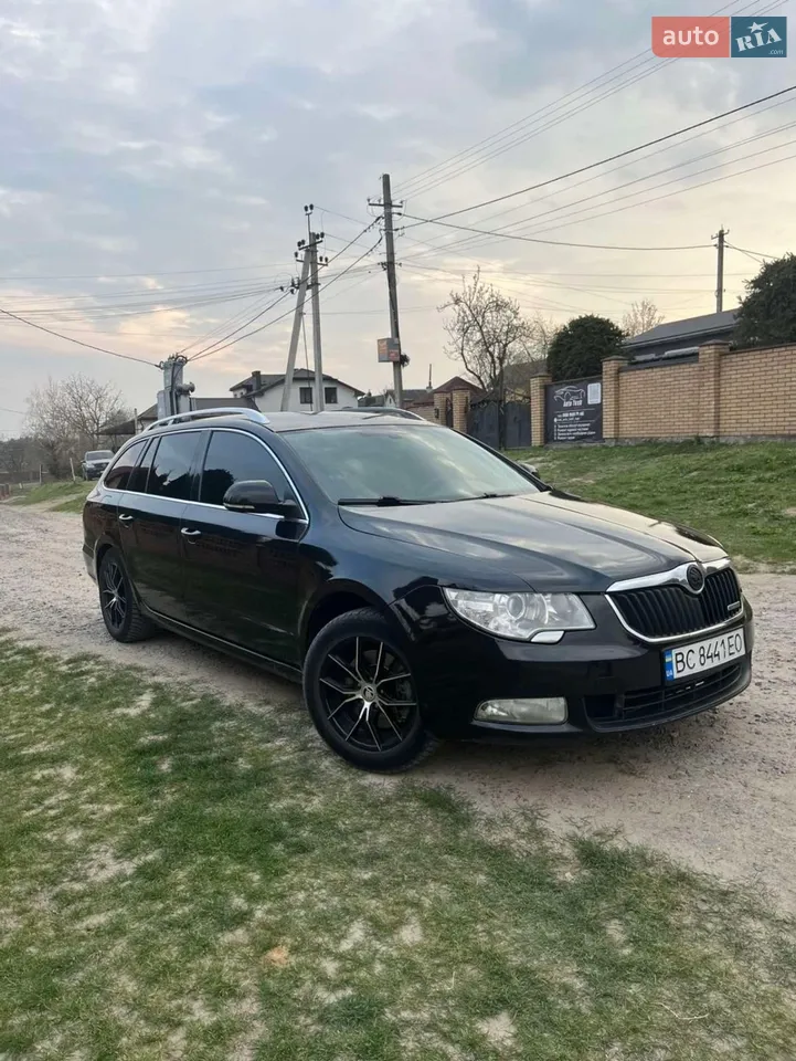 2010 Skoda Superb - мініатюра 26