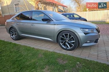 Ліфтбек Skoda Superb 2016 в Стрию