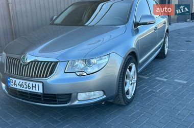 Лифтбек Skoda Superb 2009 в Кропивницком