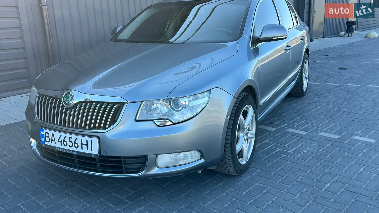 2010 Skoda Superb - мініатюра 35