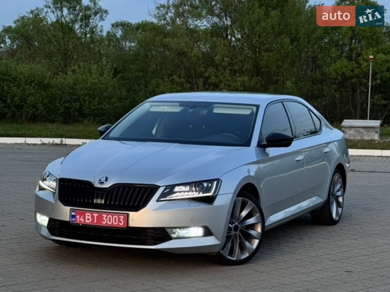 Ліфтбек Skoda Superb 2017 в Долині