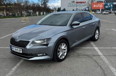 Лифтбек Skoda Superb 2016 в Киеве