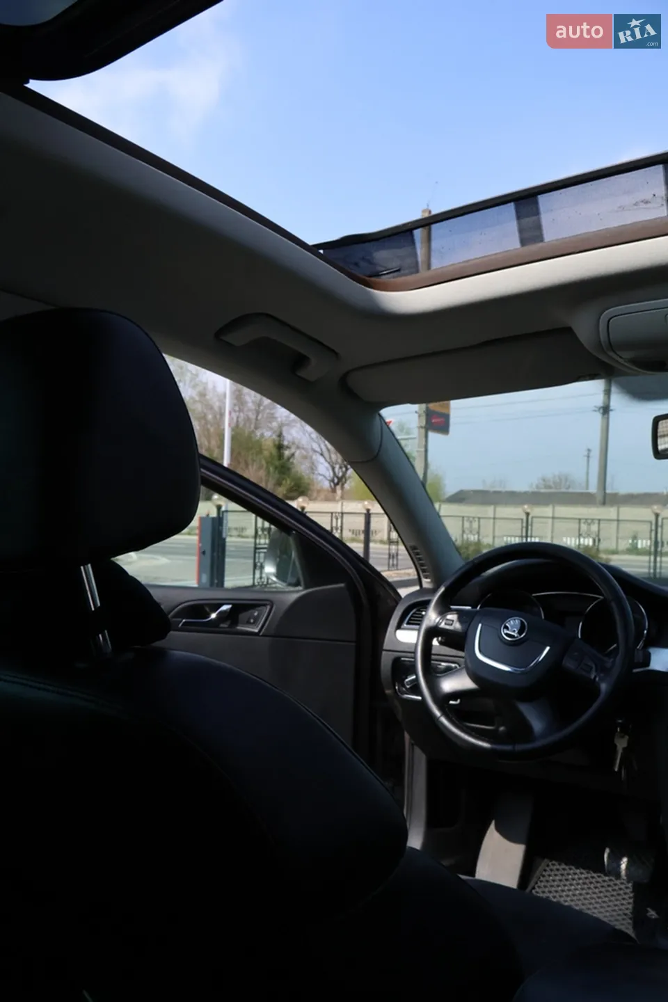 2010 Skoda Superb - мініатюра 11