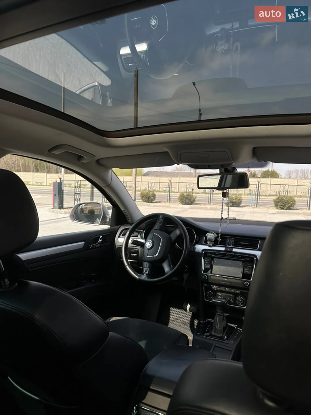 2010 Skoda Superb - мініатюра 28