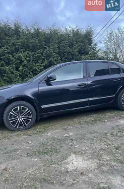 Універсал Skoda Superb 2012 в Самборі