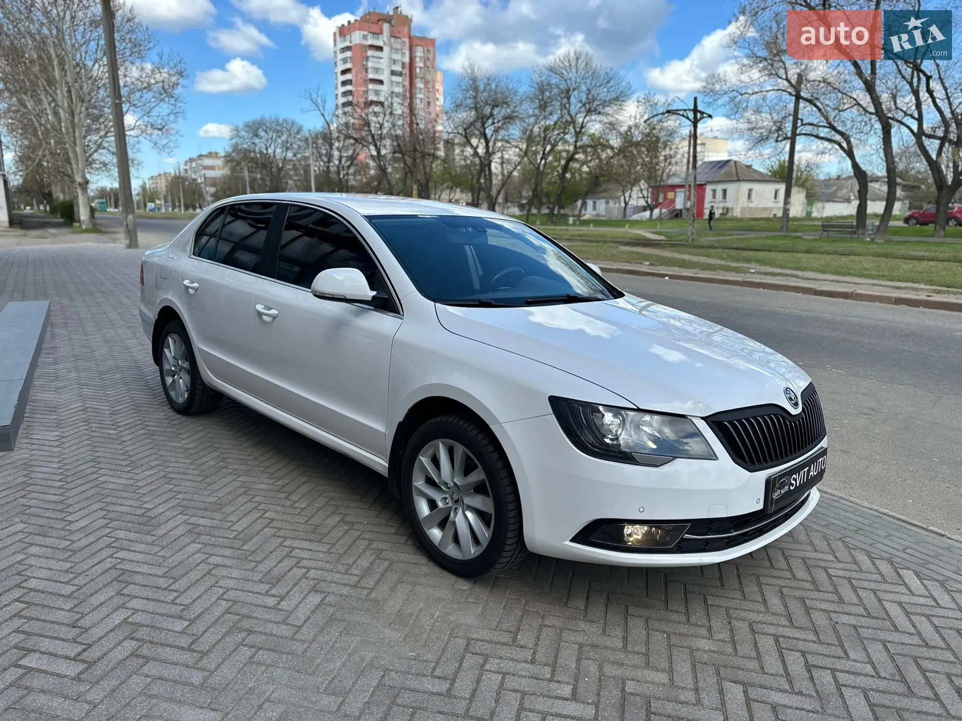 2013 Skoda Superb - мініатюра 3