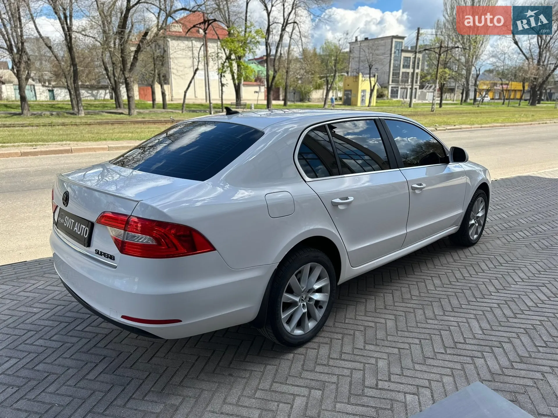 2013 Skoda Superb - мініатюра 7
