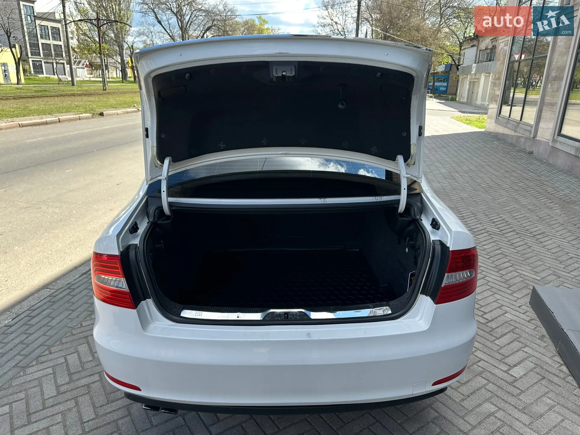 2013 Skoda Superb - мініатюра 41
