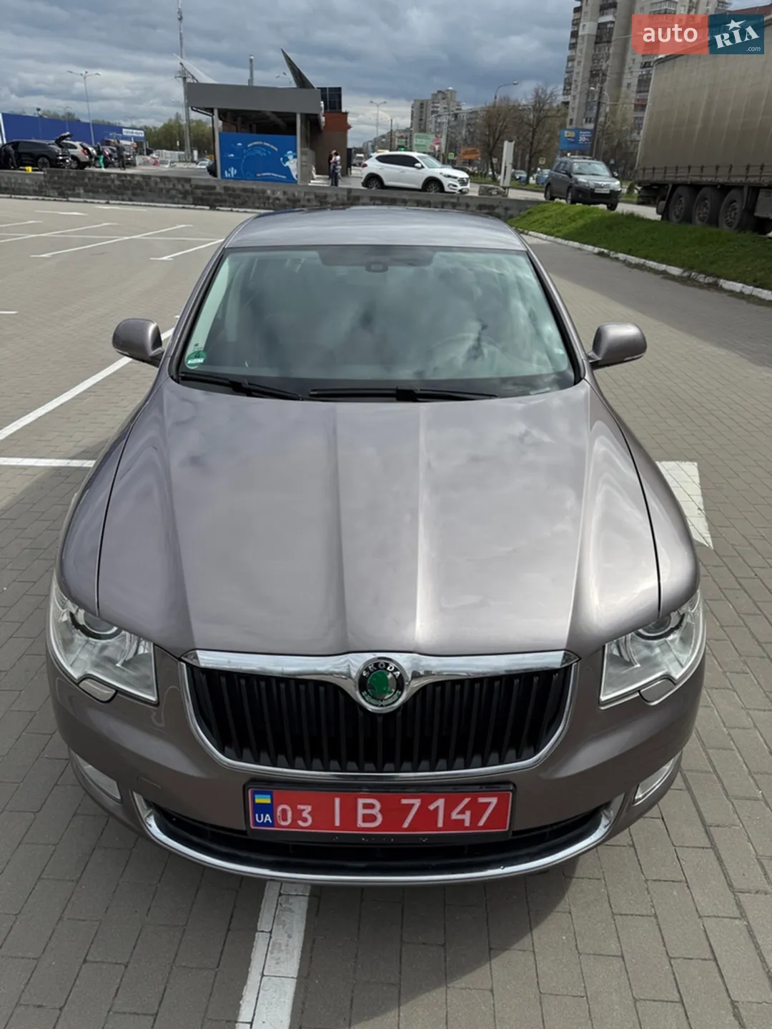 2011 Skoda Superb - мініатюра 10