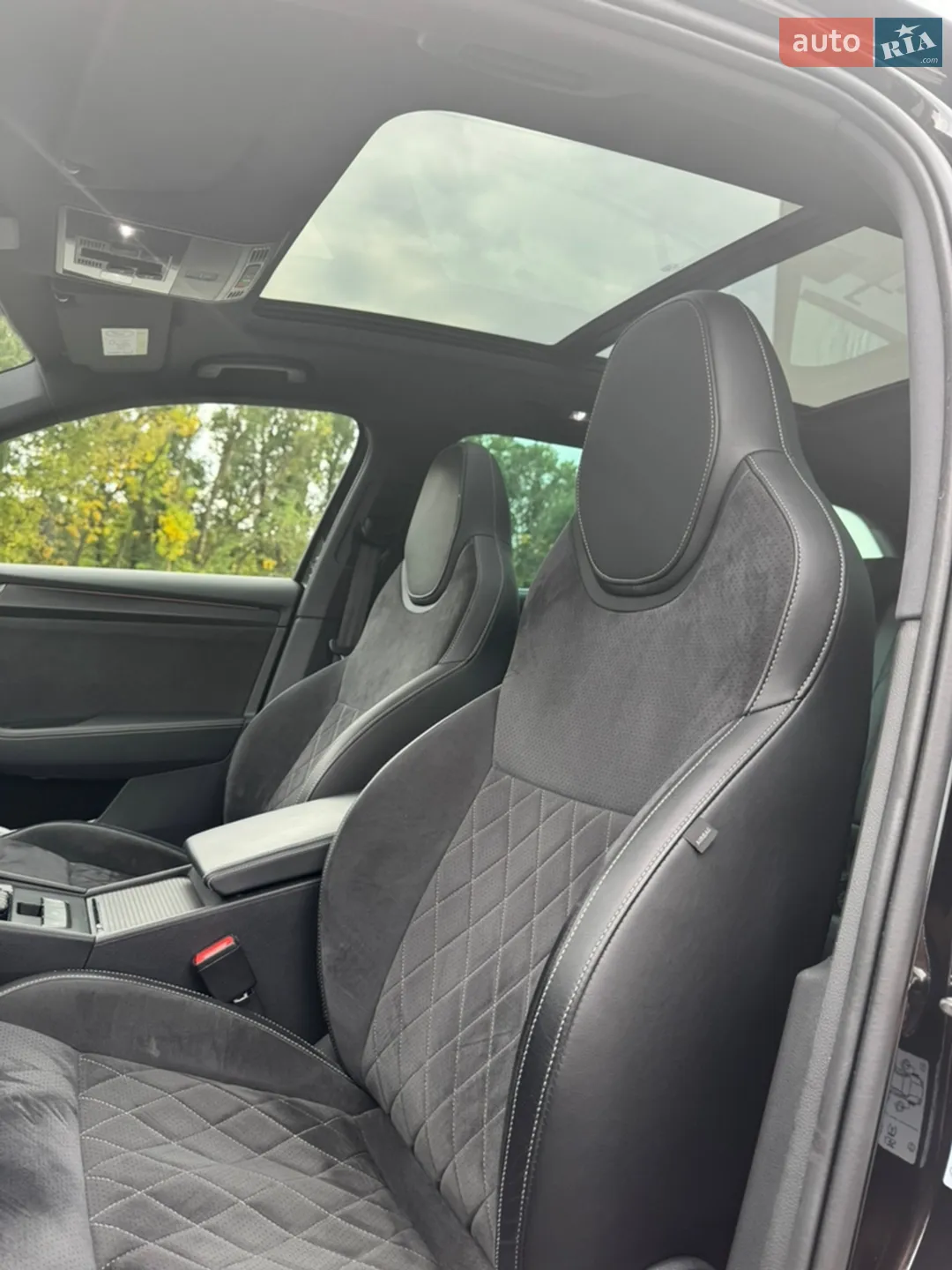 2020 Skoda Superb - мініатюра 9