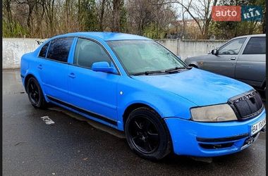 Ліфтбек Skoda Superb 2002 в Дніпрі