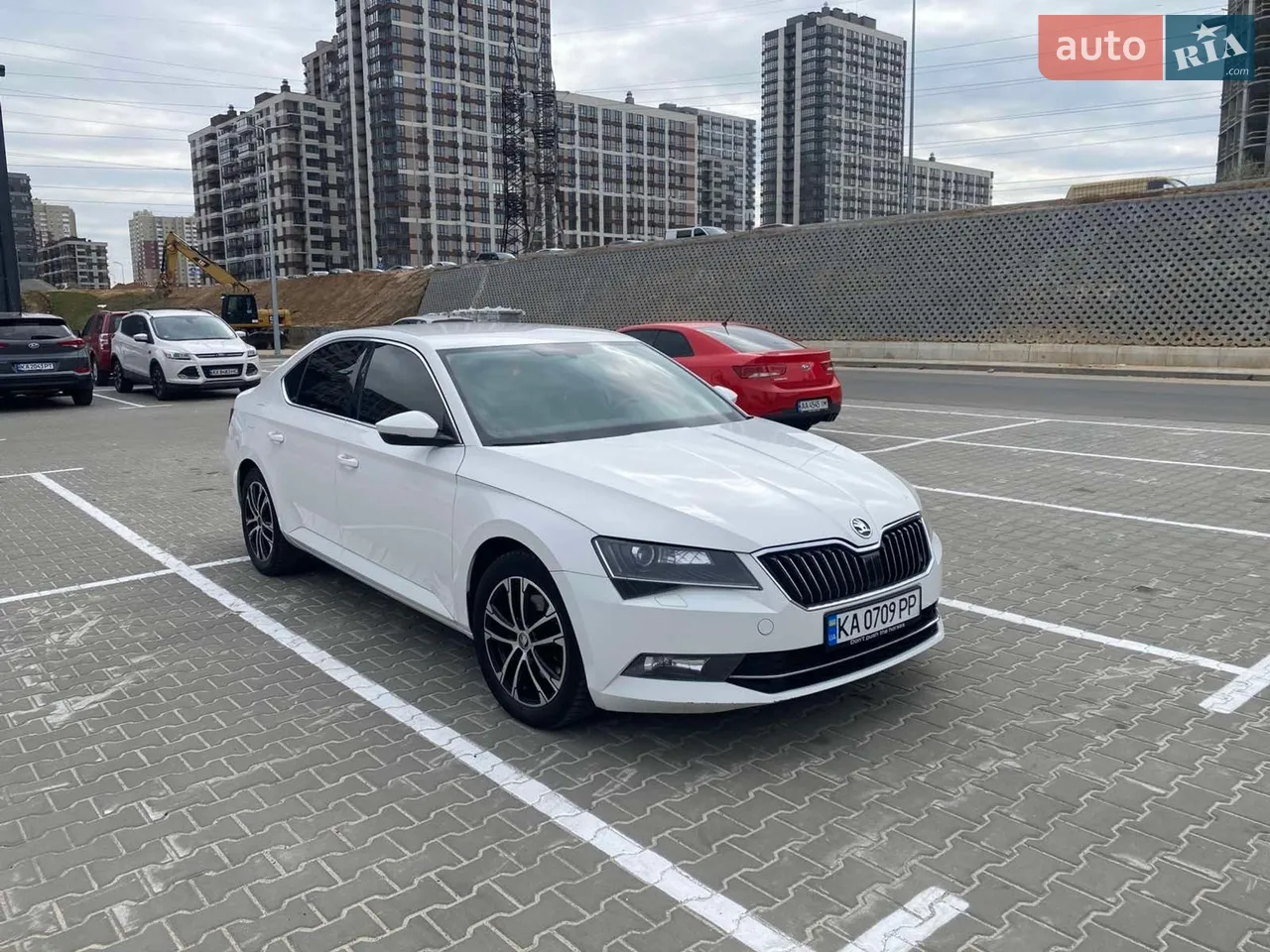 2017 Skoda Superb - мініатюра 16