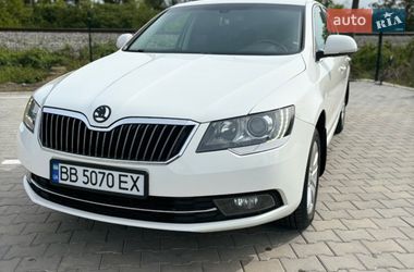 Лифтбек Skoda Superb 2014 в Виноградове