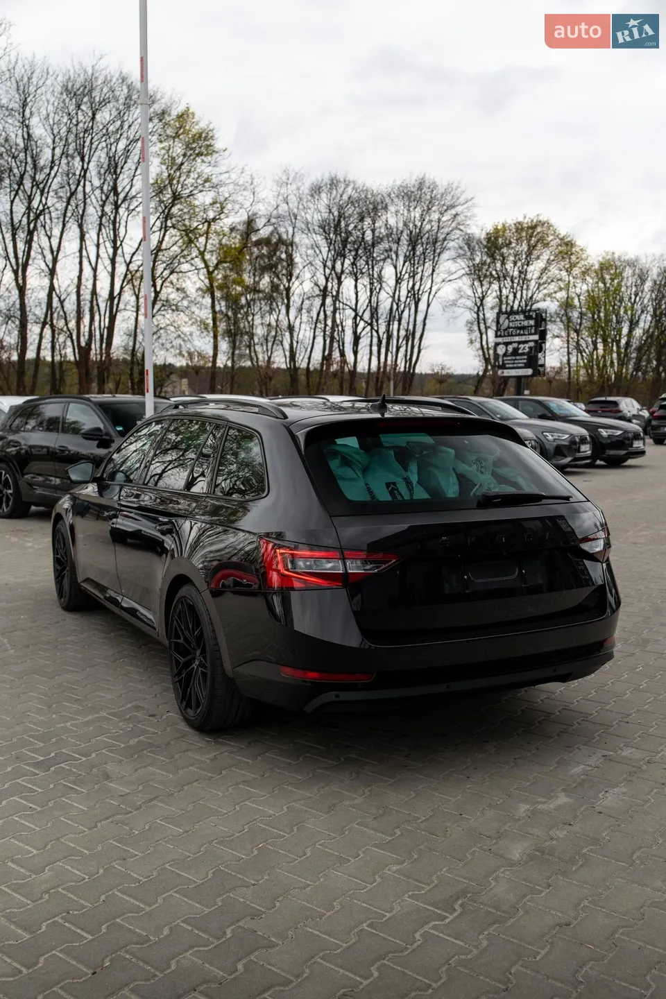 2020 Skoda Superb - мініатюра 9