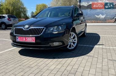 Универсал Skoda Superb 2013 в Луцке