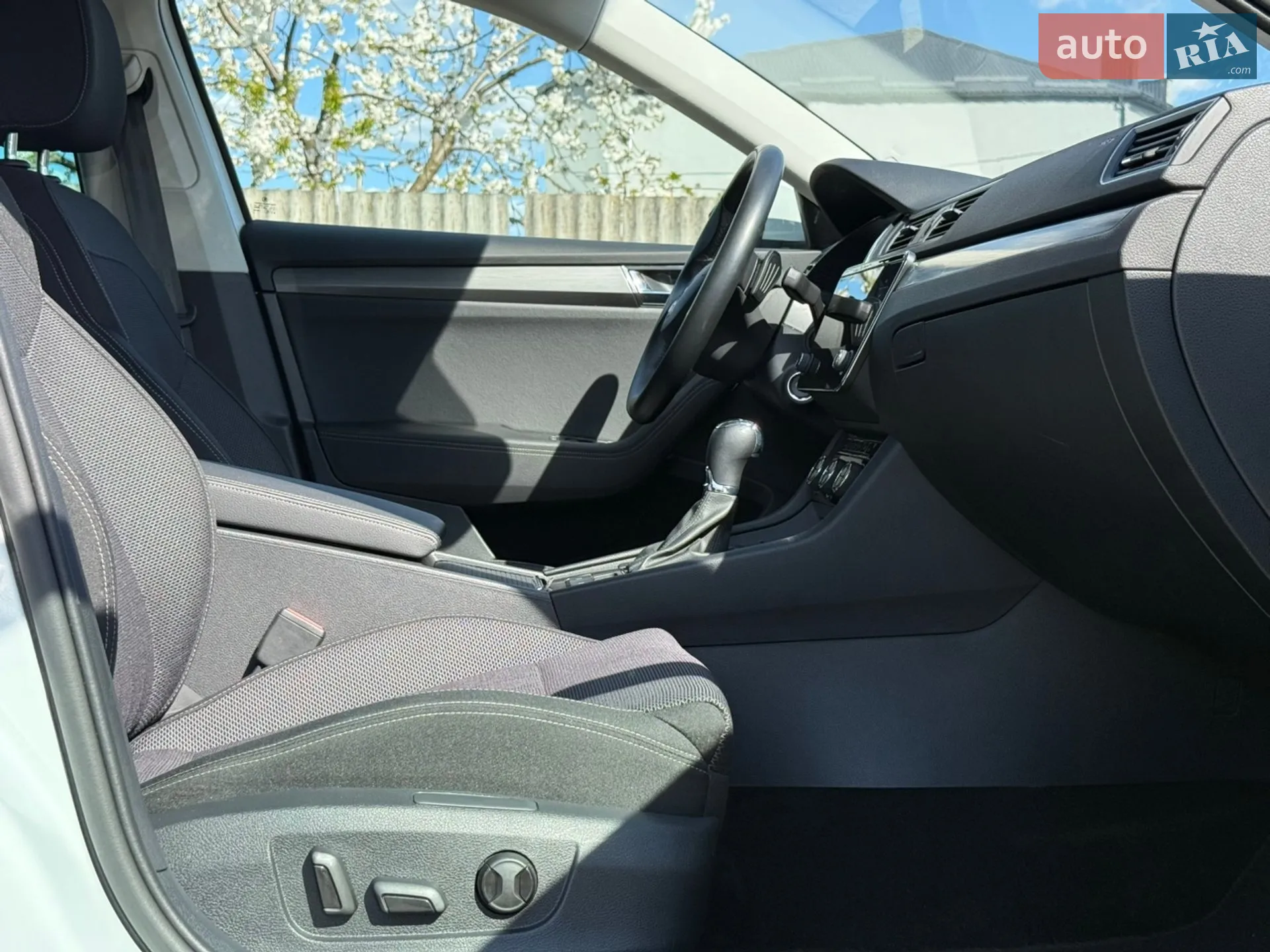 2022 Skoda Superb - мініатюра 48