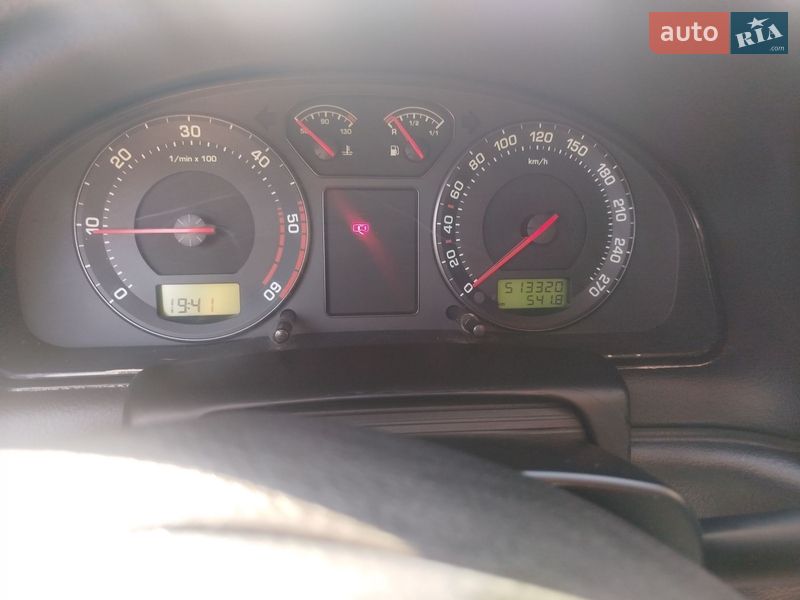 Ліфтбек Skoda Superb 2004 в Тячеві