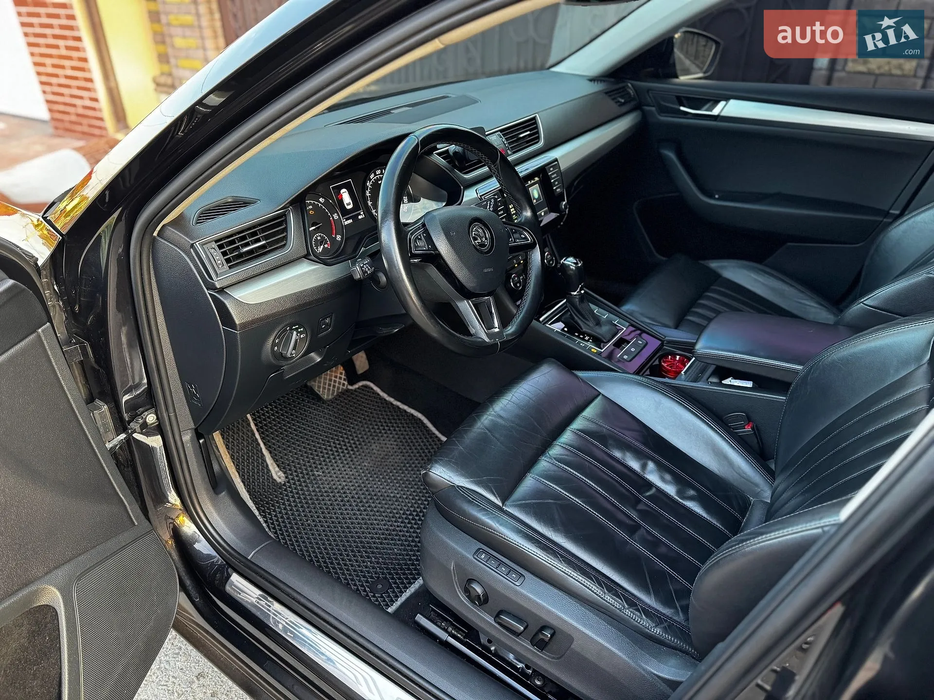 2015 Skoda Superb - мініатюра 15