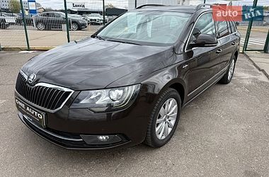 Універсал Skoda Superb 2013 в Києві