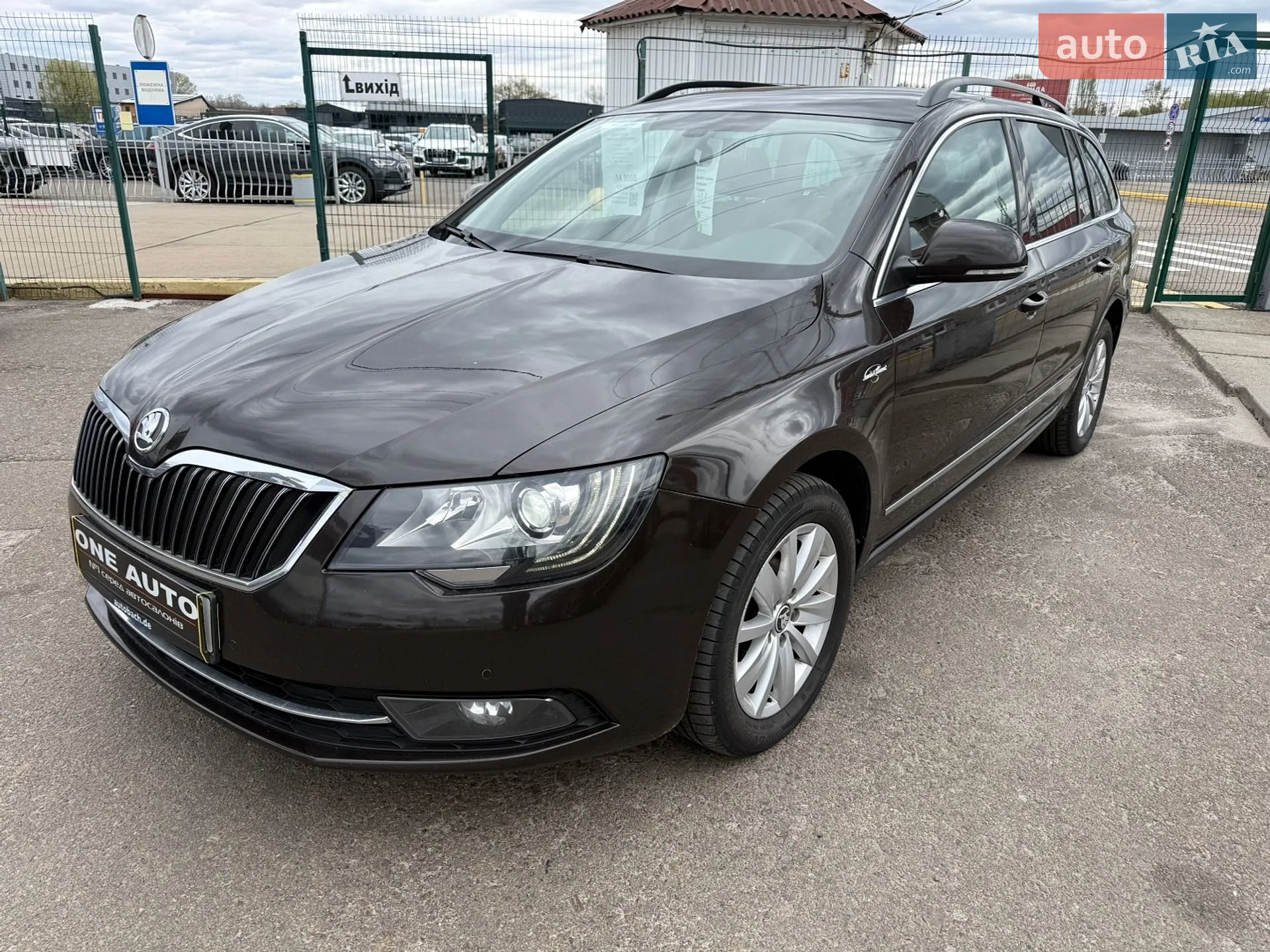 2013 Skoda Superb - фото 1