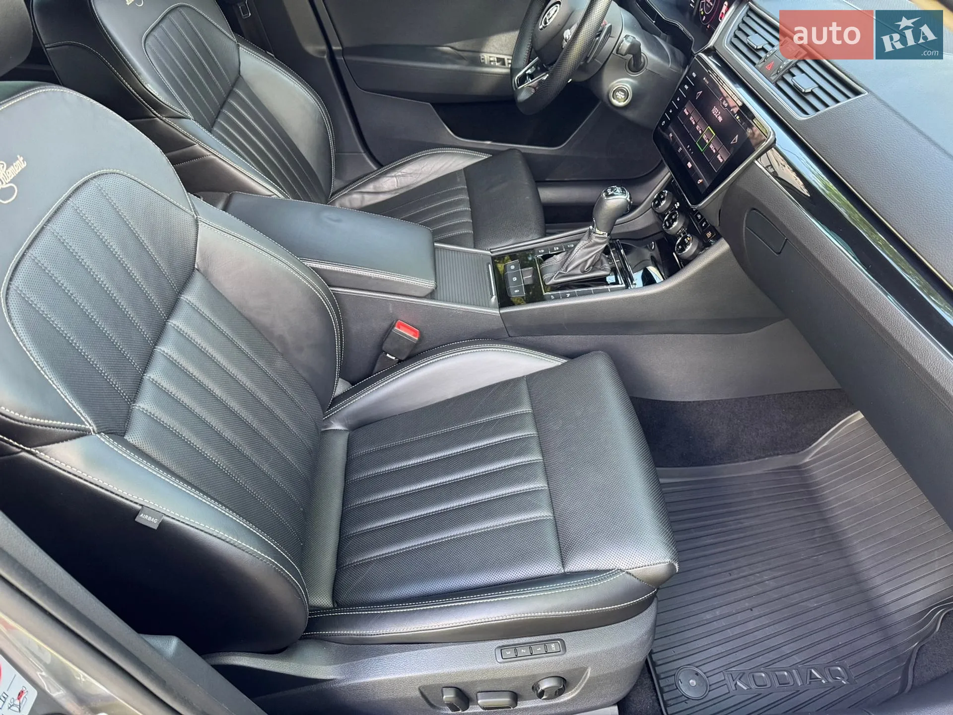 2019 Skoda Superb - мініатюра 11