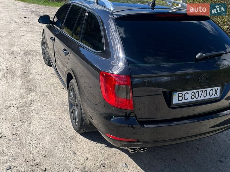 Універсал Skoda Superb 2012 в Львові