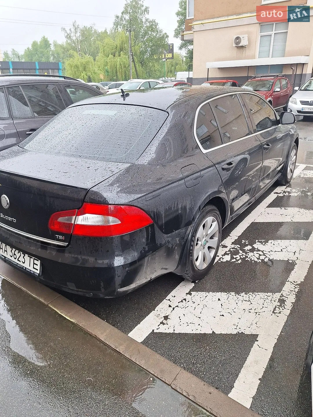 2010 Skoda Superb - мініатюра 6