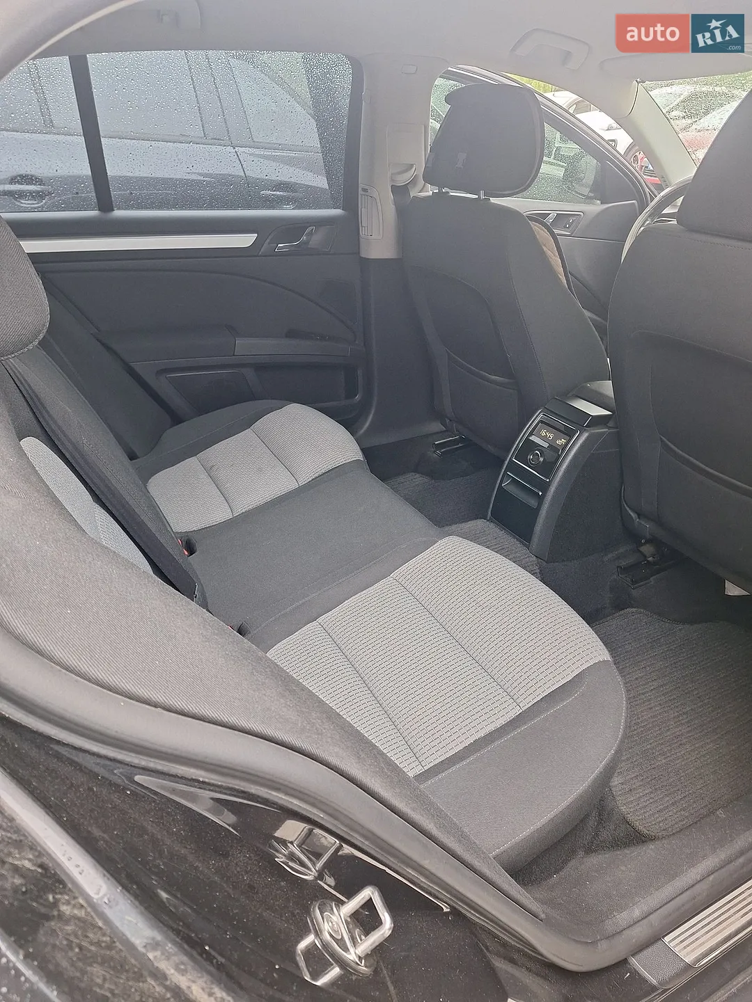2010 Skoda Superb - мініатюра 11