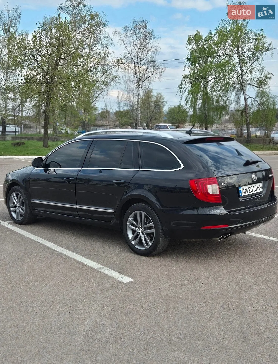 2010 Skoda Superb - мініатюра 5
