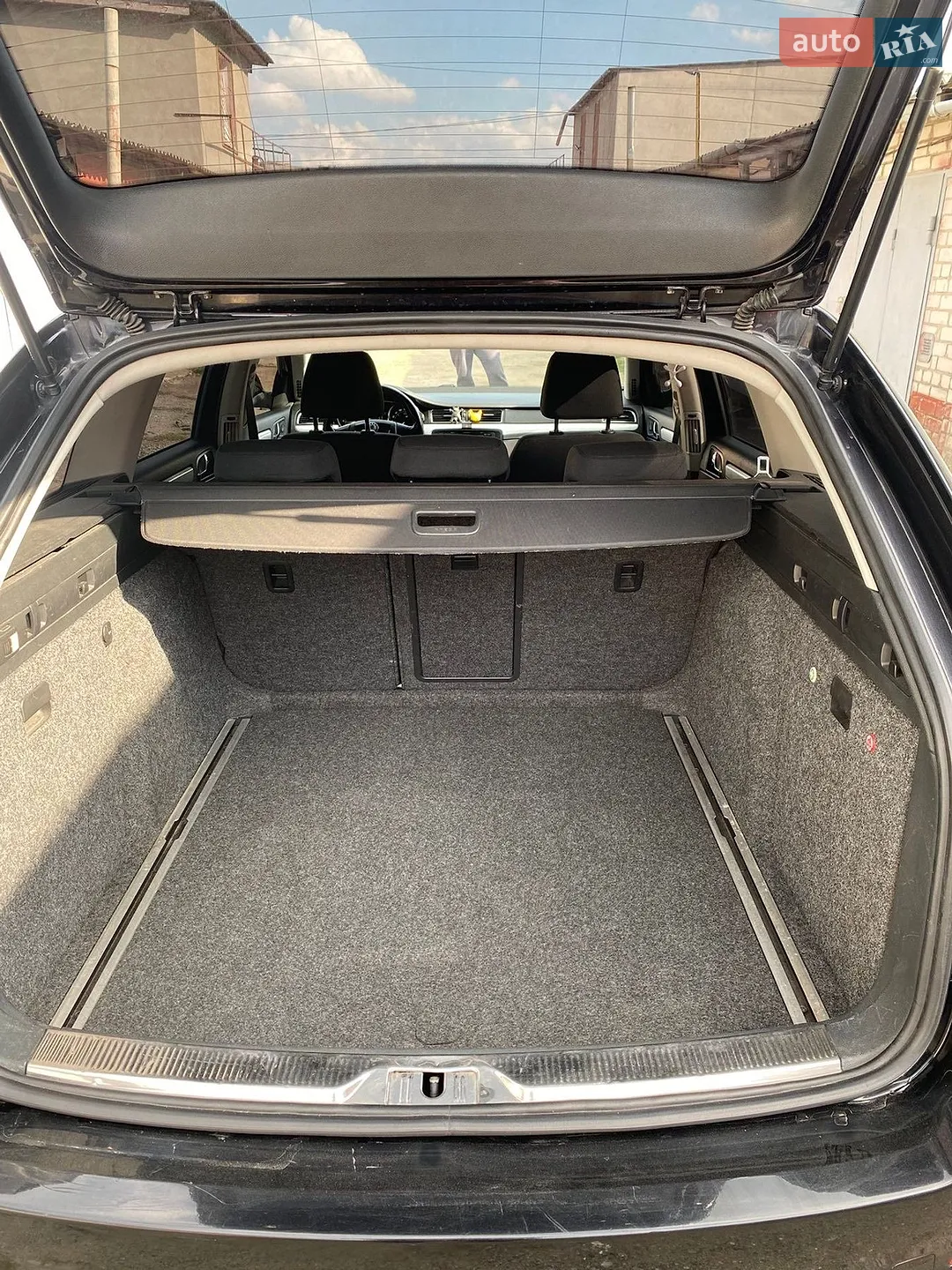 2010 Skoda Superb - мініатюра 19