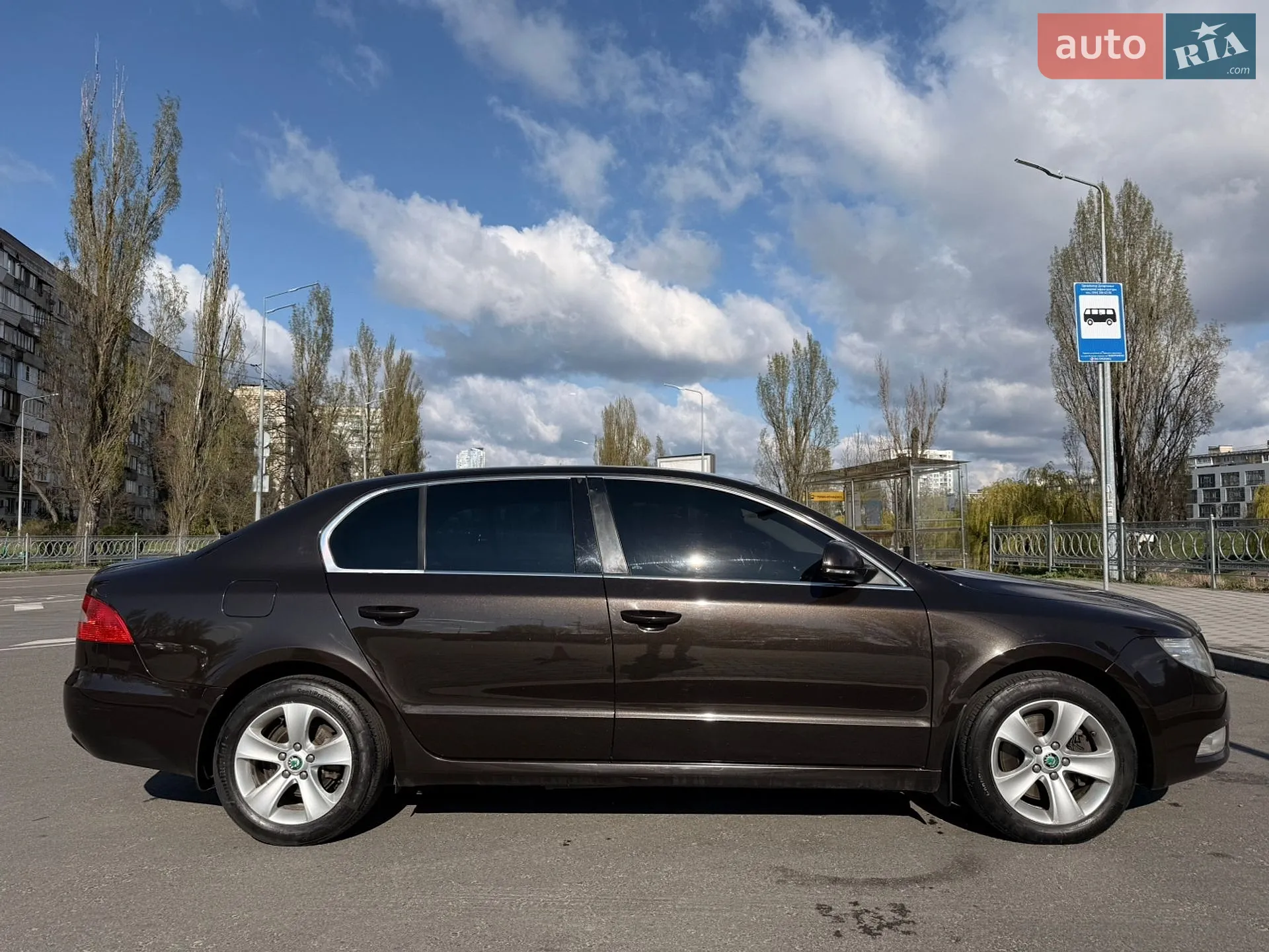 2012 Skoda Superb - мініатюра 3