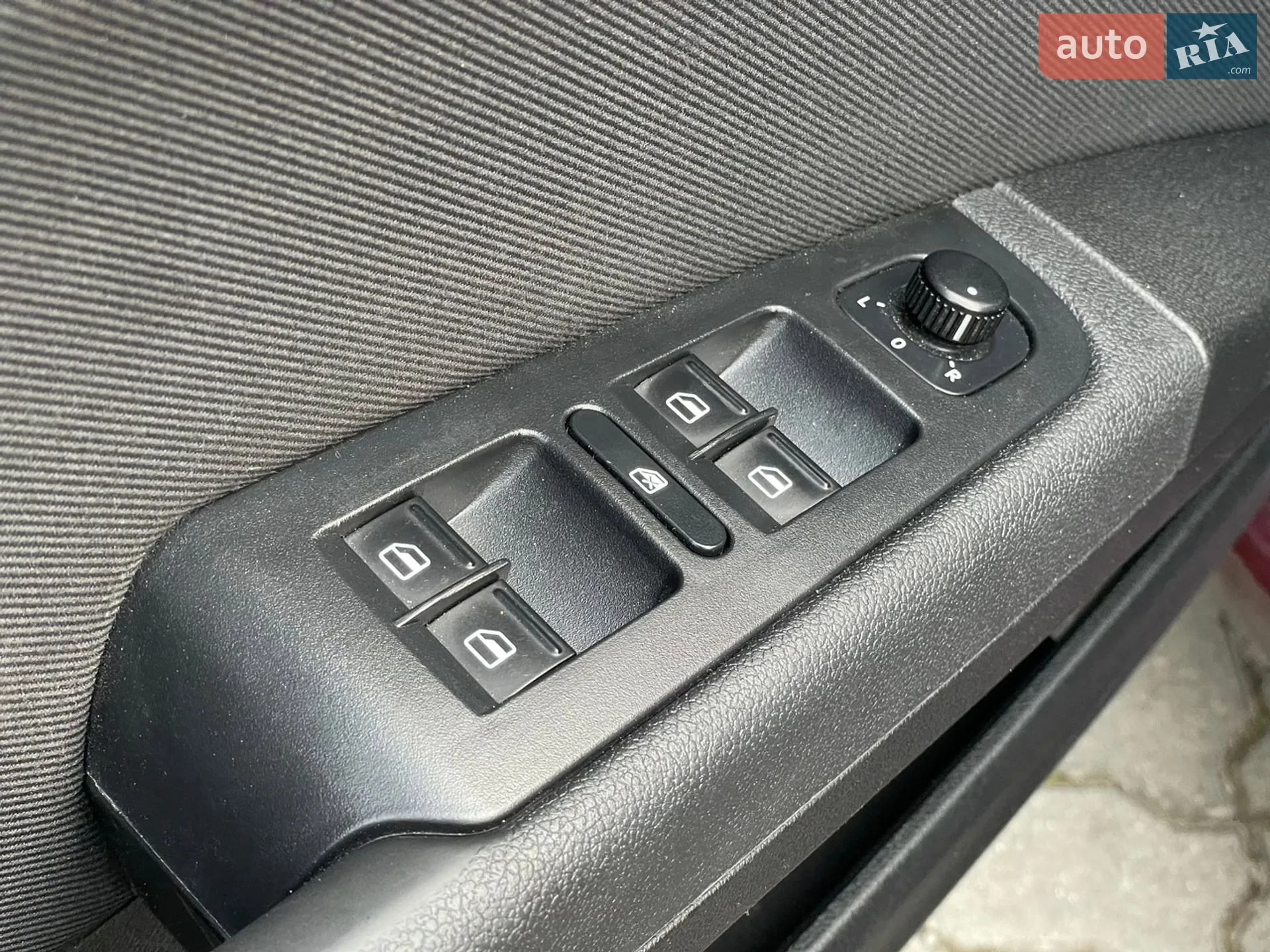 2010 Skoda Superb - мініатюра 37