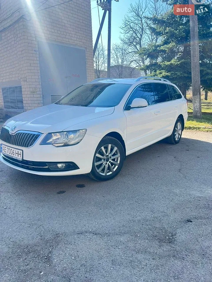 2013 Skoda Superb - мініатюра 23