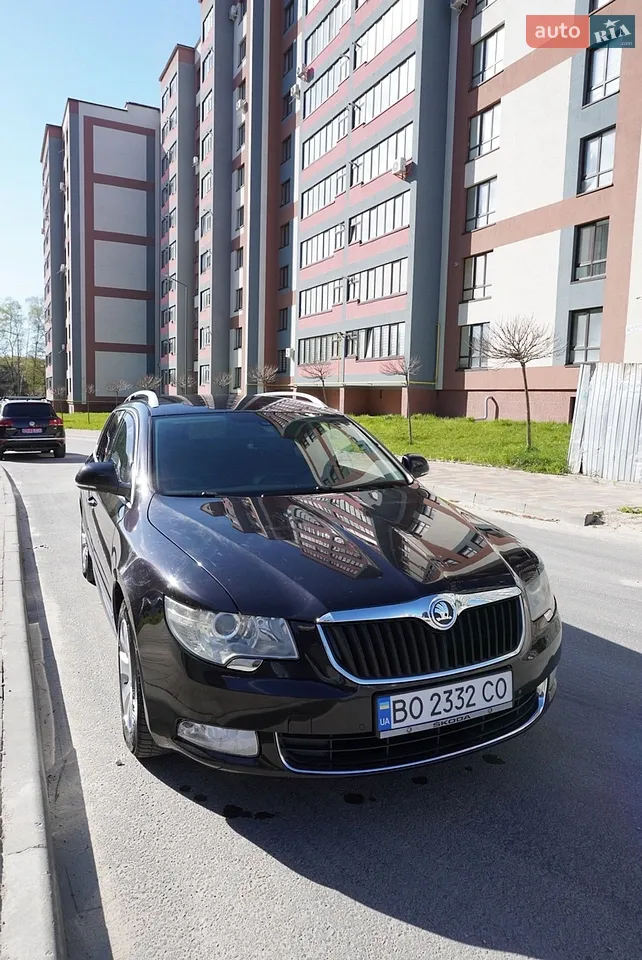 2010 Skoda Superb - мініатюра 20
