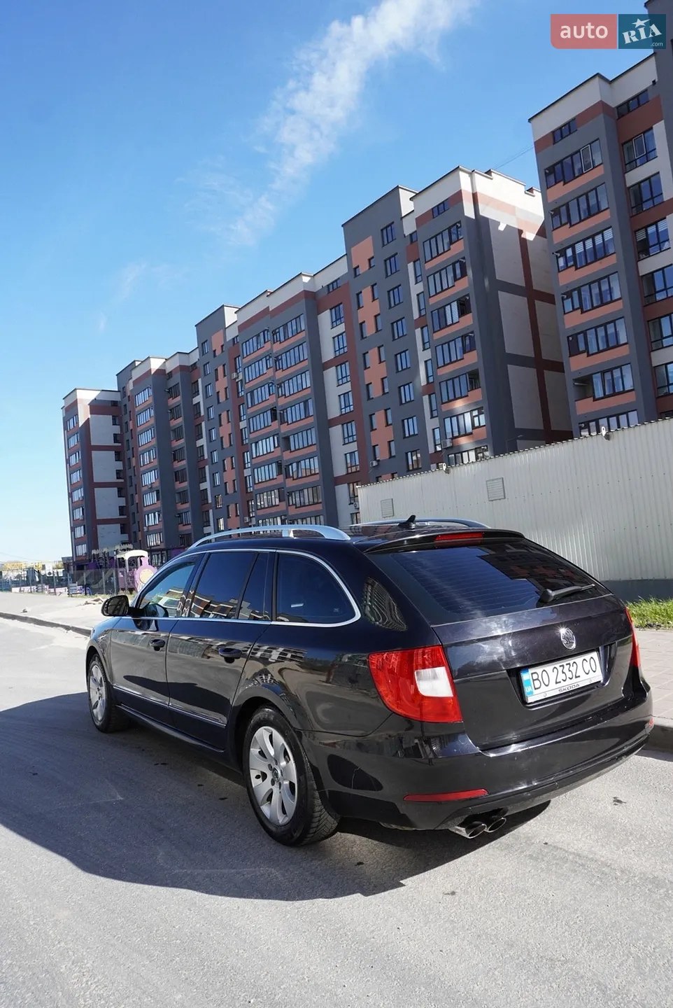 2010 Skoda Superb - мініатюра 11