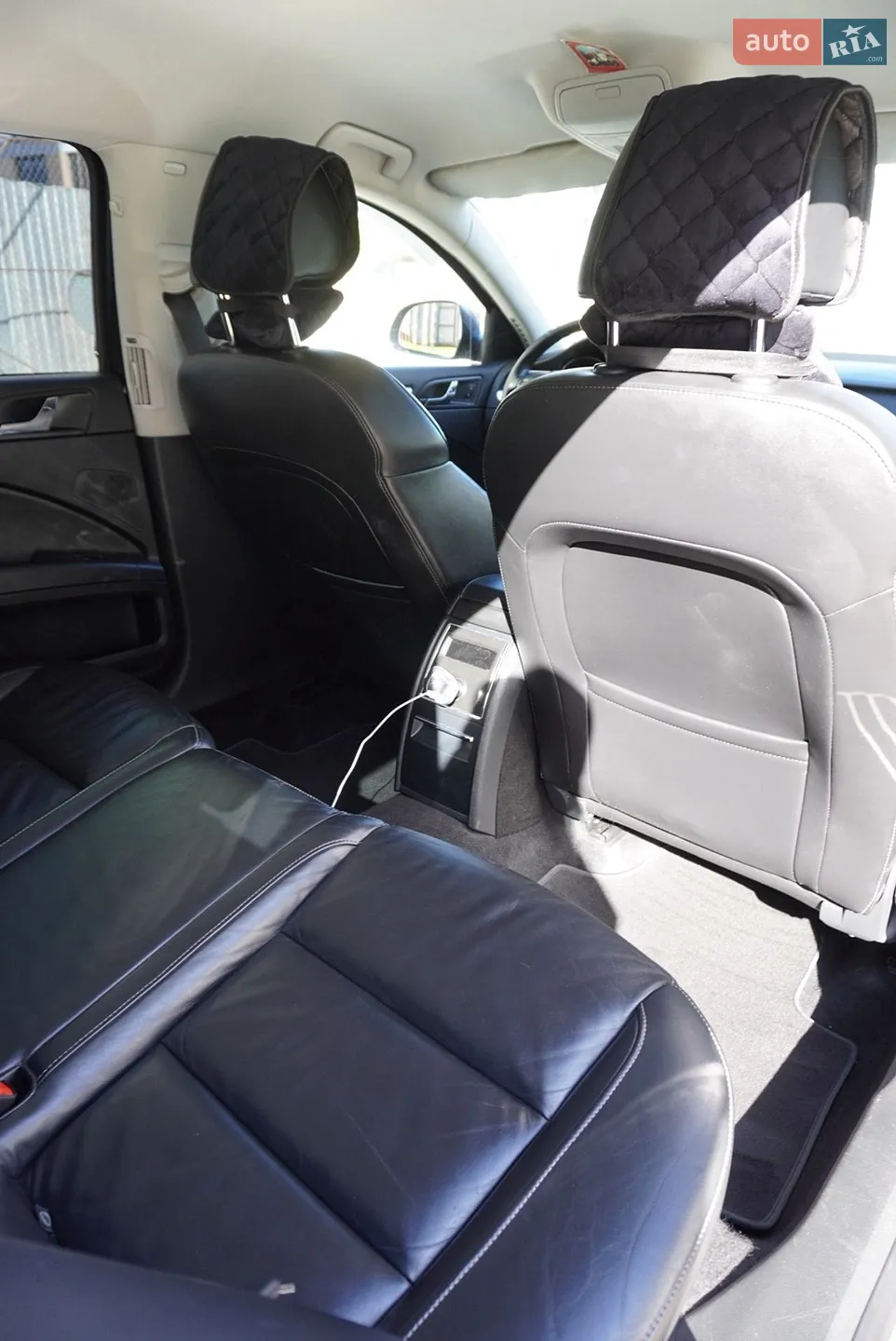 2010 Skoda Superb - мініатюра 20