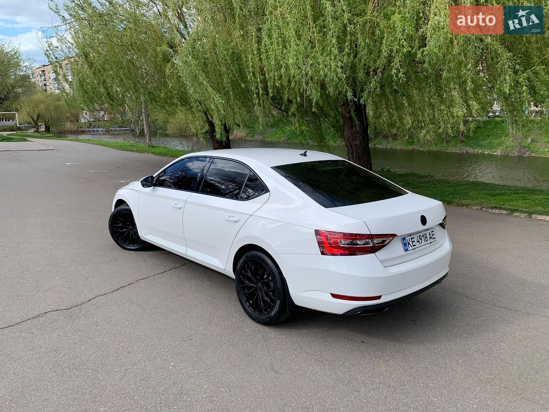 2018 Skoda Superb - мініатюра 18