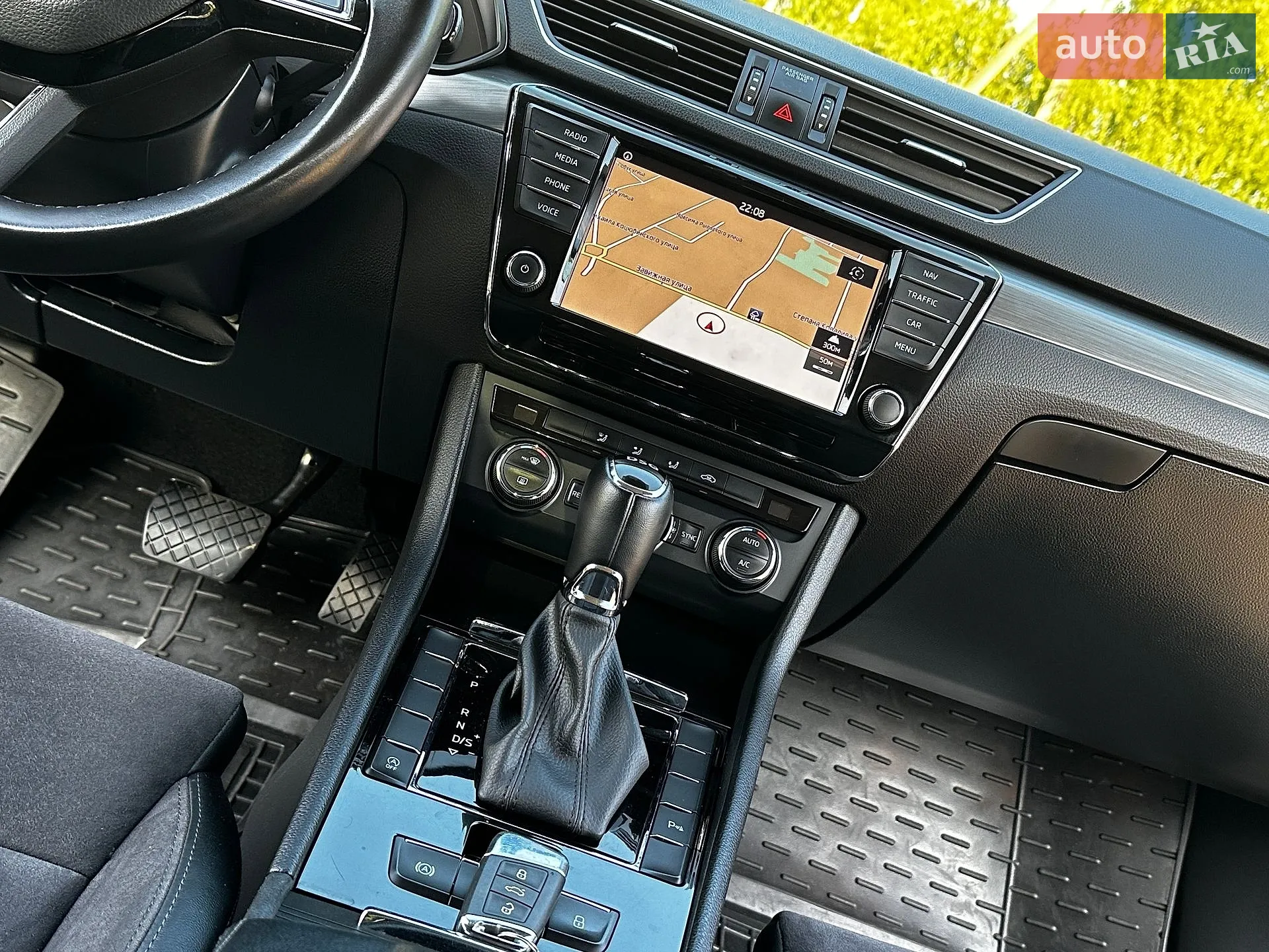 2016 Skoda Superb - мініатюра 126